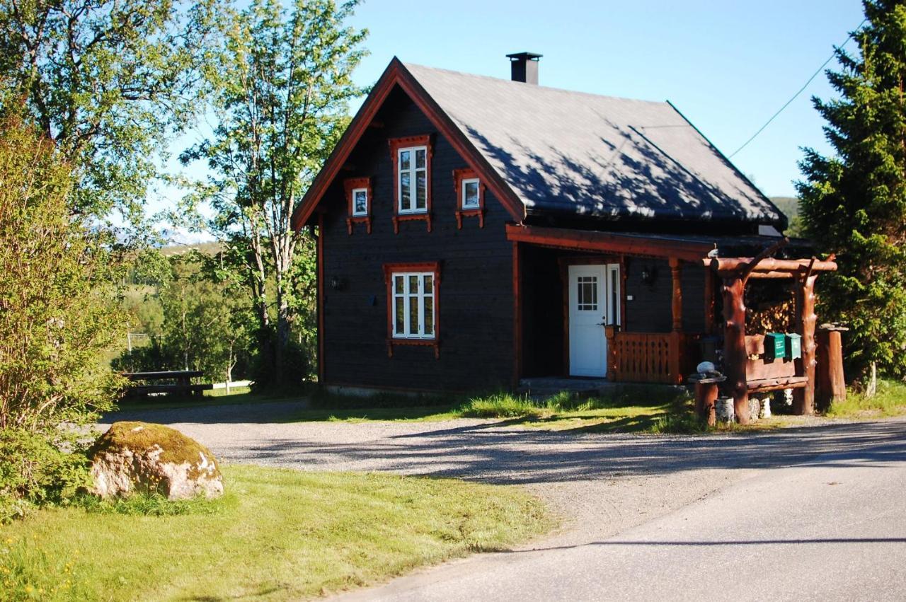 הוילה 100 Years Old Norwegian Log House In טרומסה מראה חיצוני תמונה