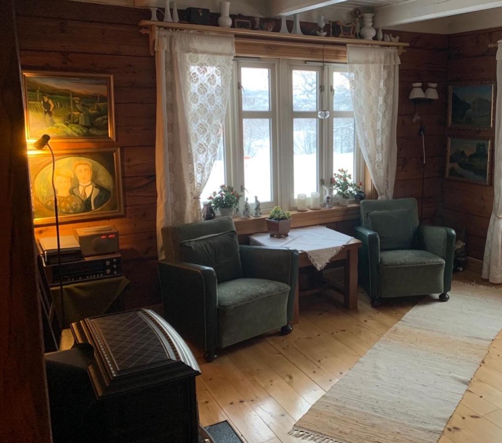 הוילה 100 Years Old Norwegian Log House In טרומסה מראה חיצוני תמונה