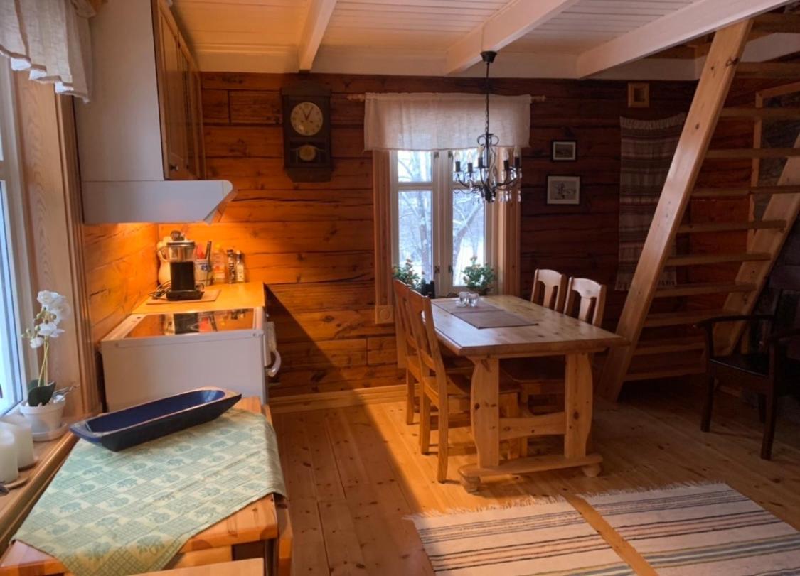 הוילה 100 Years Old Norwegian Log House In טרומסה מראה חיצוני תמונה